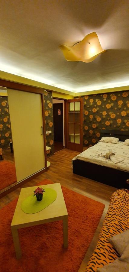 My House - Ultracentral Romana Square Near Old Town Bucarest Exterior foto